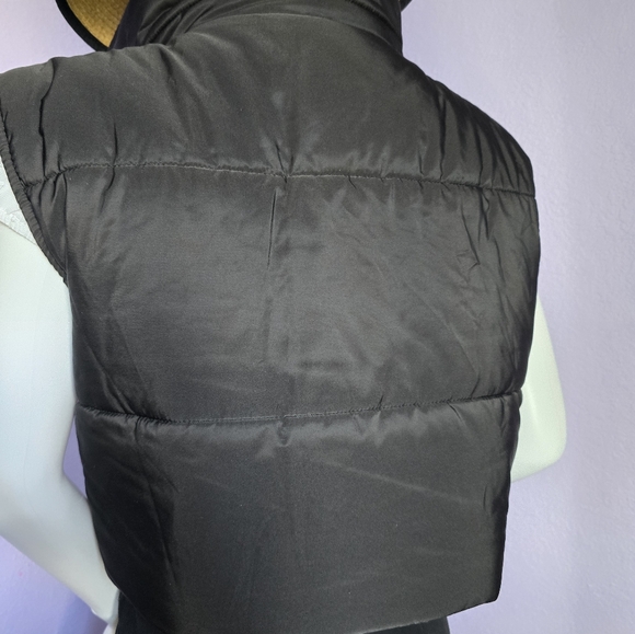Cropped Puffer Vest Zip Up Stand High Collar Black Lightweight L Juniors - Picture 5 of 6